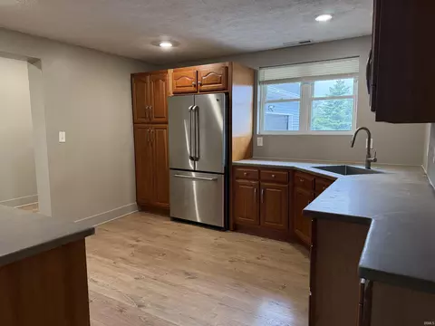 Kitchen - 7680 S Fairfax Rd, Bloomington, IN 47401 photo 2 of 4