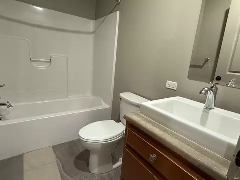 Bath - 7680 S Fairfax Rd, Bloomington, IN 47401 photo 3 of 4
