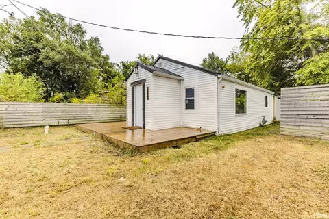 1215 E 14th St, Muncie, IN 47302 photo 3