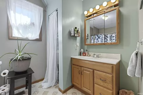 265 S Center St, Waterloo, IN 46793 photo 18