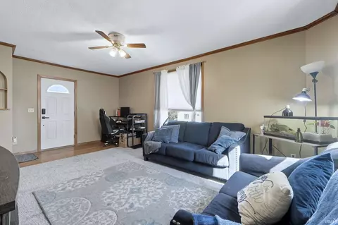 265 S Center St, Waterloo, IN 46793 photo 7