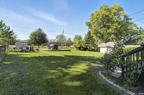265 S Center St, Waterloo, IN 46793 photo 32