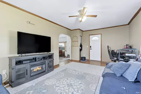265 S Center St, Waterloo, IN 46793 photo 6