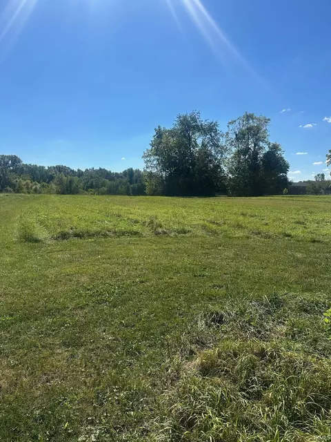 Maple Drive, Albany, IN 47320