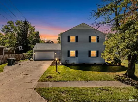 2905 W Woodbridge Dr, Muncie, IN 47304