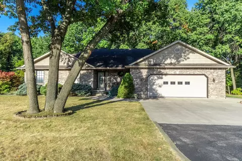 4061 N 006 E, Angola, IN 46703