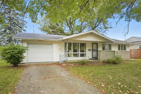 2214 Lindenwood Ave, Fort Wayne, IN 46808
