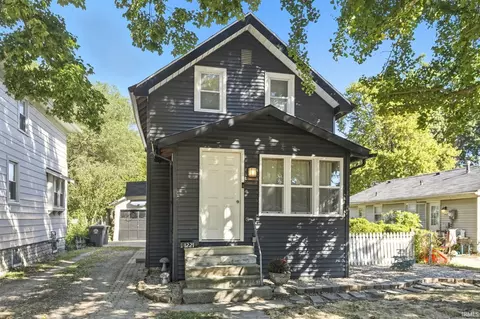 1221 Vance Ave, Fort Wayne, IN 46805