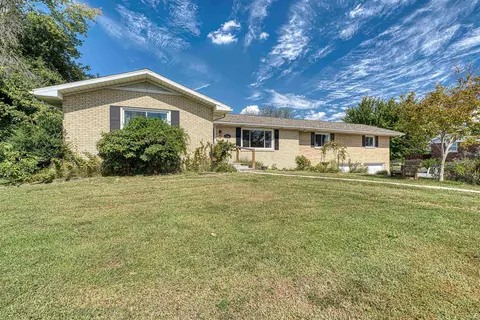 8344 Telephone Rd, Newburgh, IN 47630