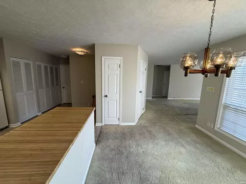Living - 551 E Waterloo Ct, Bloomington, IN 47401 photo 1 of 2
