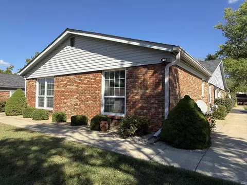Exterior - 551 E Waterloo Ct, Bloomington, IN 47401 photo 2 of 3