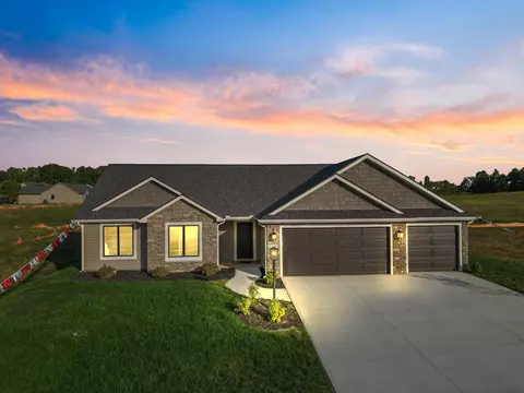 145 Longrifle Rd, Warsaw, IN 46580