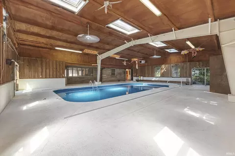 Exterior - 1026 E Mariah Hill Rd, Ferdinand, IN 47532 photo 10 of 12