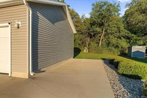 52290 Ash Rd, Granger, IN 46530 photo 33
