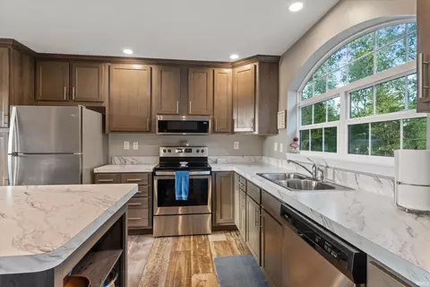 52290 Ash Rd, Granger, IN 46530 photo 3