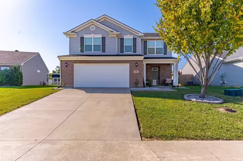 5111 Stables Dr, Evansville, IN 47715