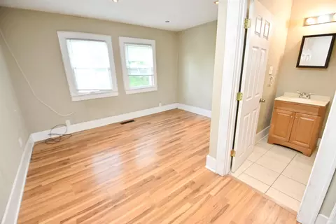 111 Eckman St, South Bend, IN 46614 photo 8