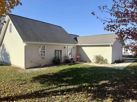 Exterior - 1232 E Marigold Dr, Bloomington, IN 47401 photo 9 of 10