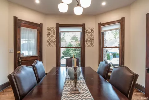 Dining - 601 W 4th St, Bloomington, IN 47404 photo 2 of 4