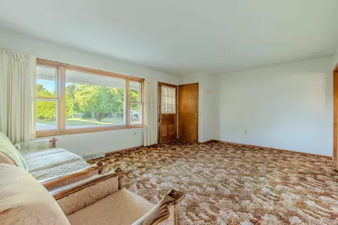 Living - 402 N Maple, Lagrange, IN 46761 photo 1 of 2