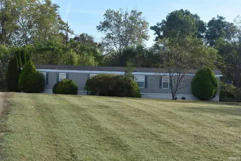5752 Tunnelton Rd, Bedford, IN 47421