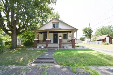 817 Grace Ave, Elkhart, IN 46516