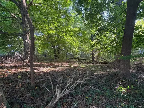 17180 Linda St, South Bend, IN 46635