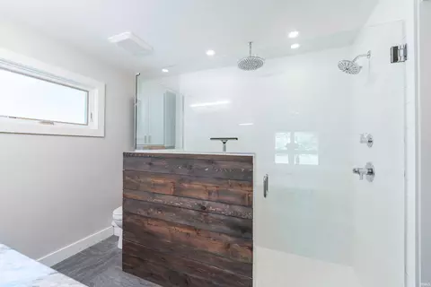 Bath - 1206 S Nancy St, Bloomington, IN 47401 photo 1 of 5