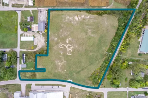 104 N Wabash St, Hartford City, IN 47348