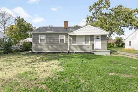 54611 28th St, South Bend, IN 46635