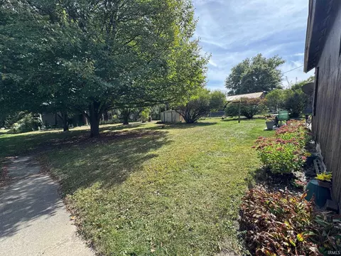707 N Wright St, Fulton, IN 46931 photo 12