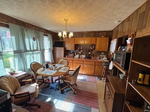 707 N Wright St, Fulton, IN 46931 photo 5
