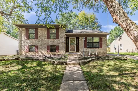 7418 Cold Springs Rd, Evansville, IN 47711