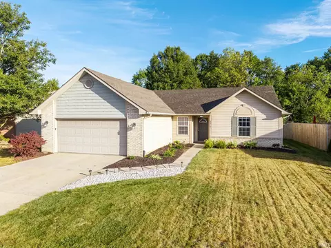 2316 Sweet Cider Rd, Fort Wayne, IN 46818