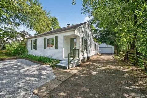 54150 N Ironwood Rd, South Bend, IN 46635
