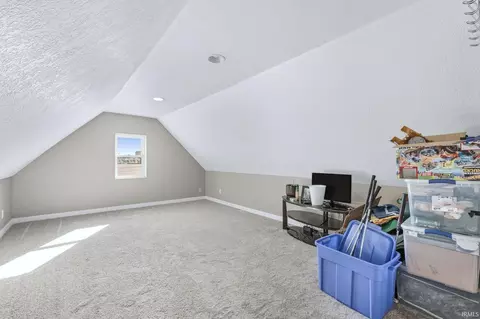 16436 Weaver St, Yoder, IN 46798 photo 9