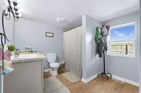 16436 Weaver St, Yoder, IN 46798 photo 12