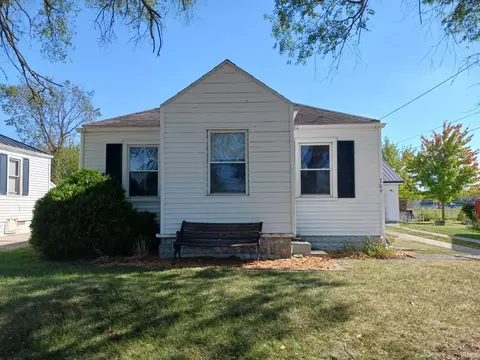 709 N Main St, Dunkirk, IN 47336 photo 1