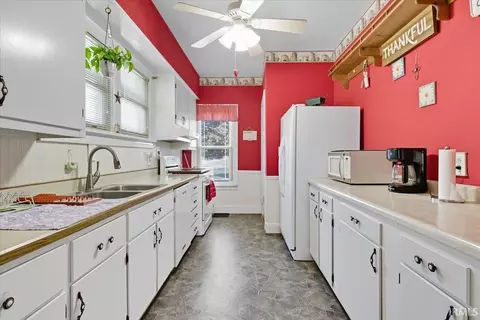 Kitchen - 501 E 7th St, Fowler, IN 47944 photo 1 of 2