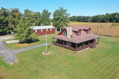 10003 E 625 Rd, Monterey, IN 46960