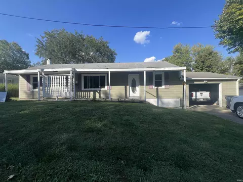 916 W Tenth St, Connersville, IN 47331