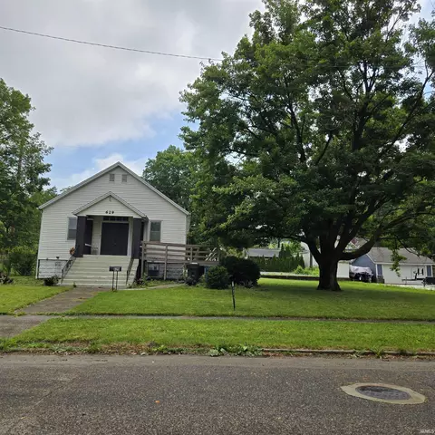629 Thayer St, Plymouth, IN 46563