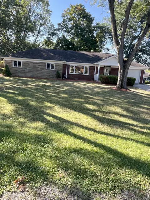 5505 Maurane Dr, Fort Wayne, IN 46804