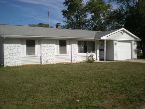 1321 Deveron Dr, New Haven, IN 46774