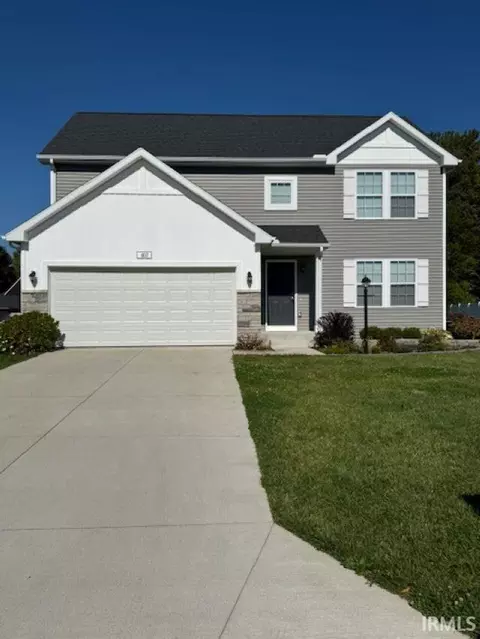 407 W Daybreak Dr, Lakeville, IN 46536