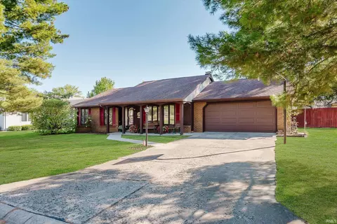 40 Maple Ct, Hartford City, IN 47348
