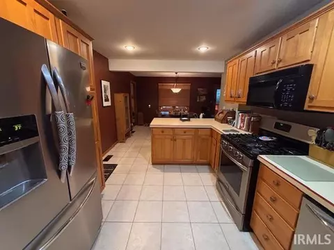 206 E Maple St, Fowler, IN 47944 photo 6