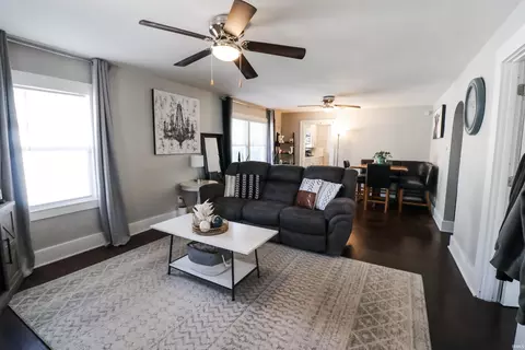 Living - 728 E Broadway St, Kokomo, IN 46901 photo 1 of 1