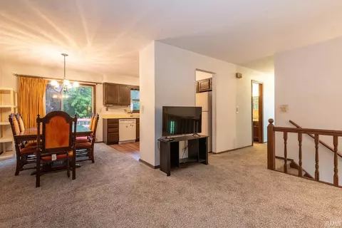 3626 E Rogers Rd, Bloomington, IN 47401 photo 5