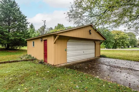 3626 E Rogers Rd, Bloomington, IN 47401 photo 26